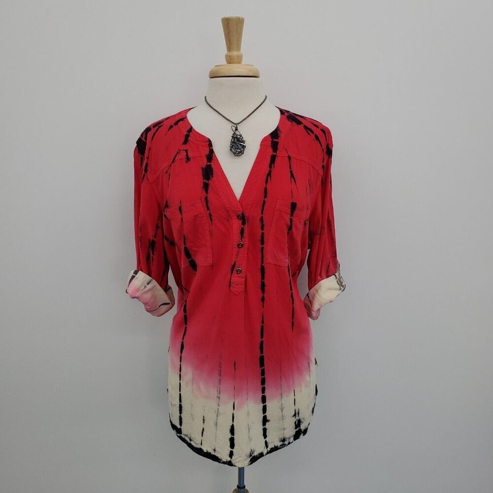 Red Ombre Tie-Dye V-Neck Pullover Top